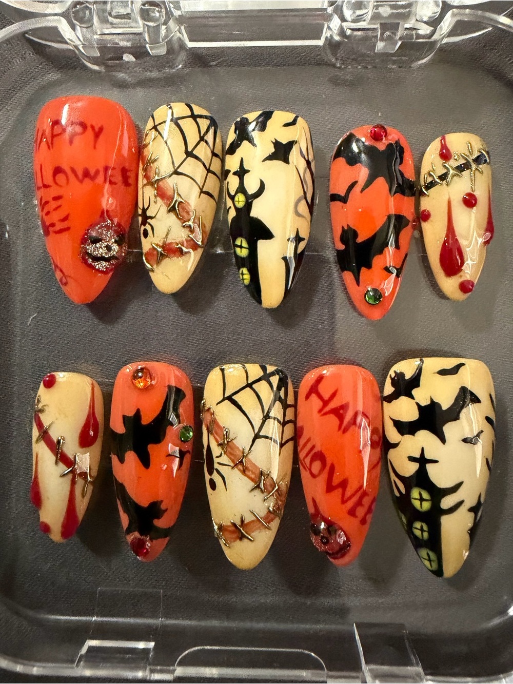 **NWT** Halloween Nail Art Set - Orange & Cream Themed Press-On Nails